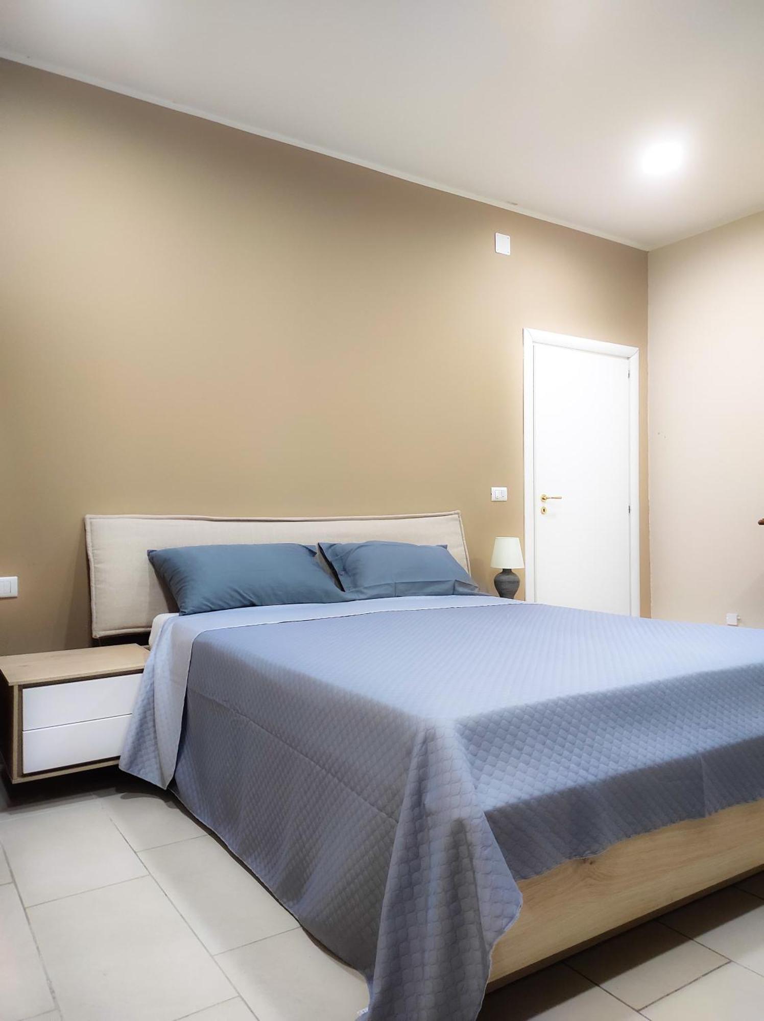 76 Avenue Suites Wi-Fi - Shuttle Реджо-ди-Калабрия Экстерьер фото